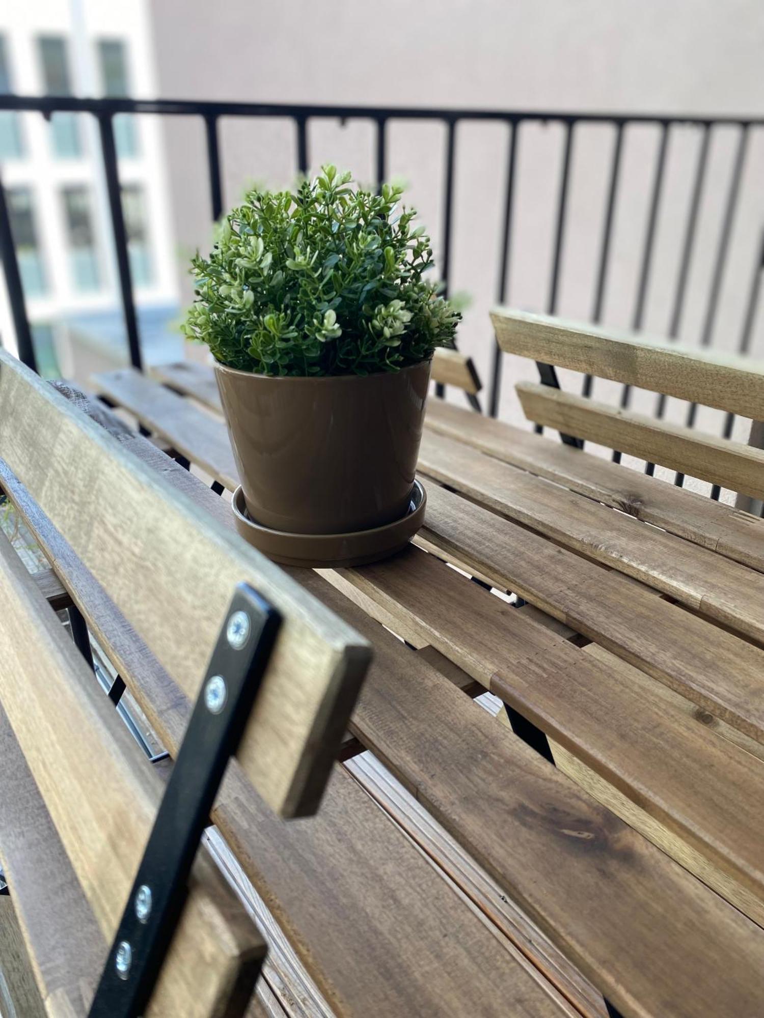 Eiwelhome - Stilvoll, Urban-Ruhig Schlafen, Bahnhofsnah, Balkon Érfurt Exterior foto
